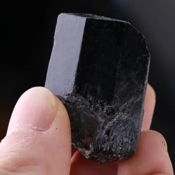 Prírodné Čierny Drahokam Zhromažďuje 100g / Pozemok Hrubý Turmaline Hard Rock Hodín Vzorky Liek Kamenný Dom Dekorácie
