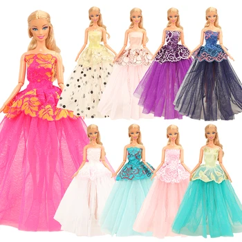 Móda Ručné 7 položiek /veľa Náhodných Bábiky, Príslušenstvo Hračky Princess Party šaty Objekty Pre Barbie Obväzu Hra Dievča DIY Prítomný