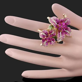 2018 Hot Predaj Nový Príchod Royal 2 Kvety v Kombinácii Spevnených Ružová Rakúsko Kryštály Prstene Pre Ženy, ženské šperky